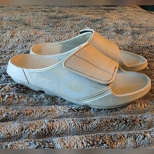 OOFOS Flex Recovery Slides